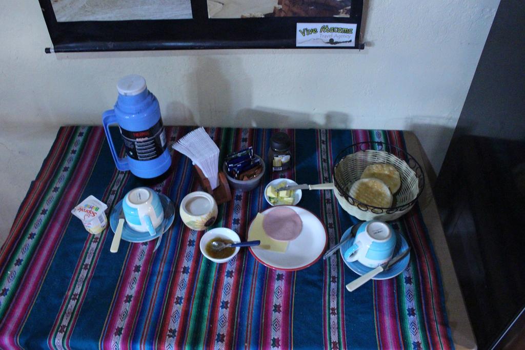 Hostal Tuyasto سان بيدرو دي أتاكاما المظهر الخارجي الصورة