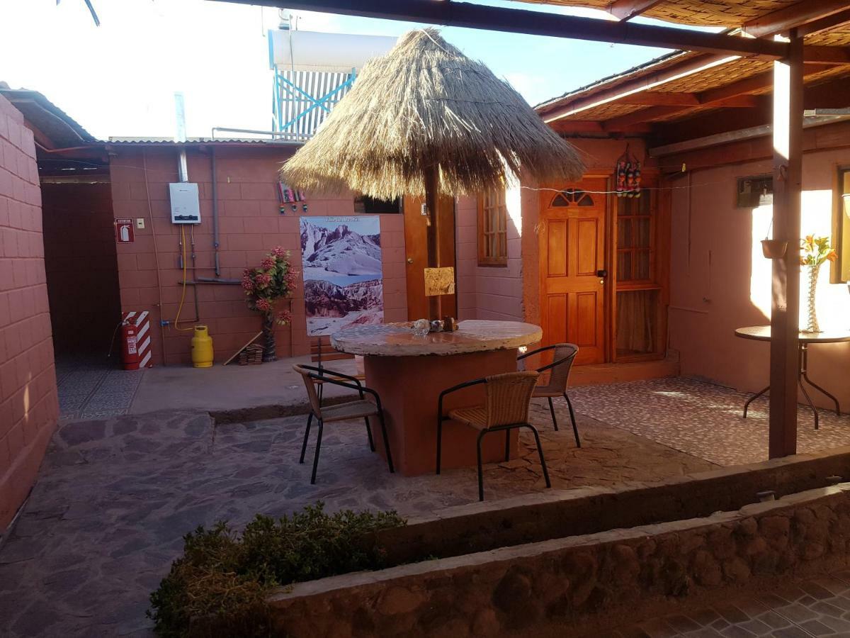 Hostal Tuyasto سان بيدرو دي أتاكاما المظهر الخارجي الصورة